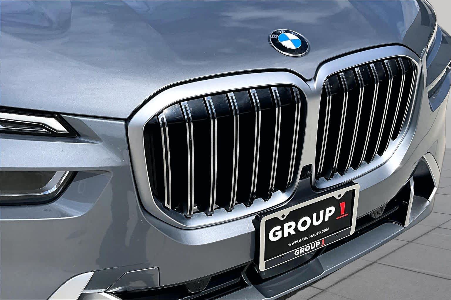 2024 BMW X7 xDrive40i photo 28 of 33