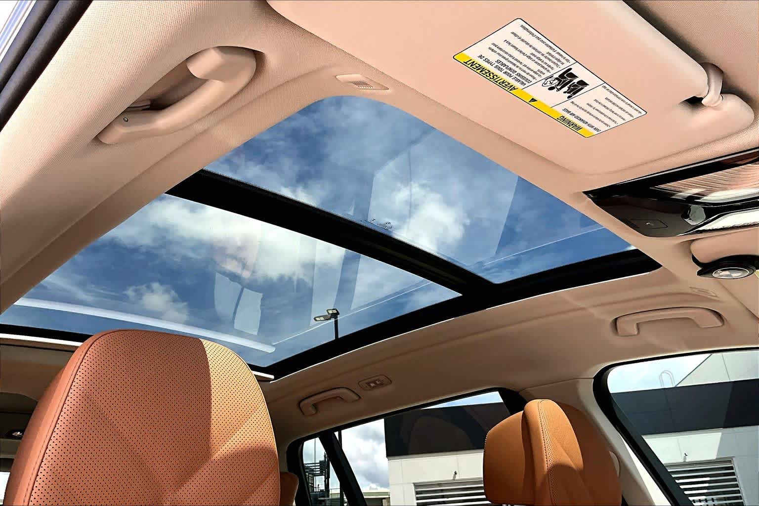2024 BMW X7 xDrive40i photo 13 of 33