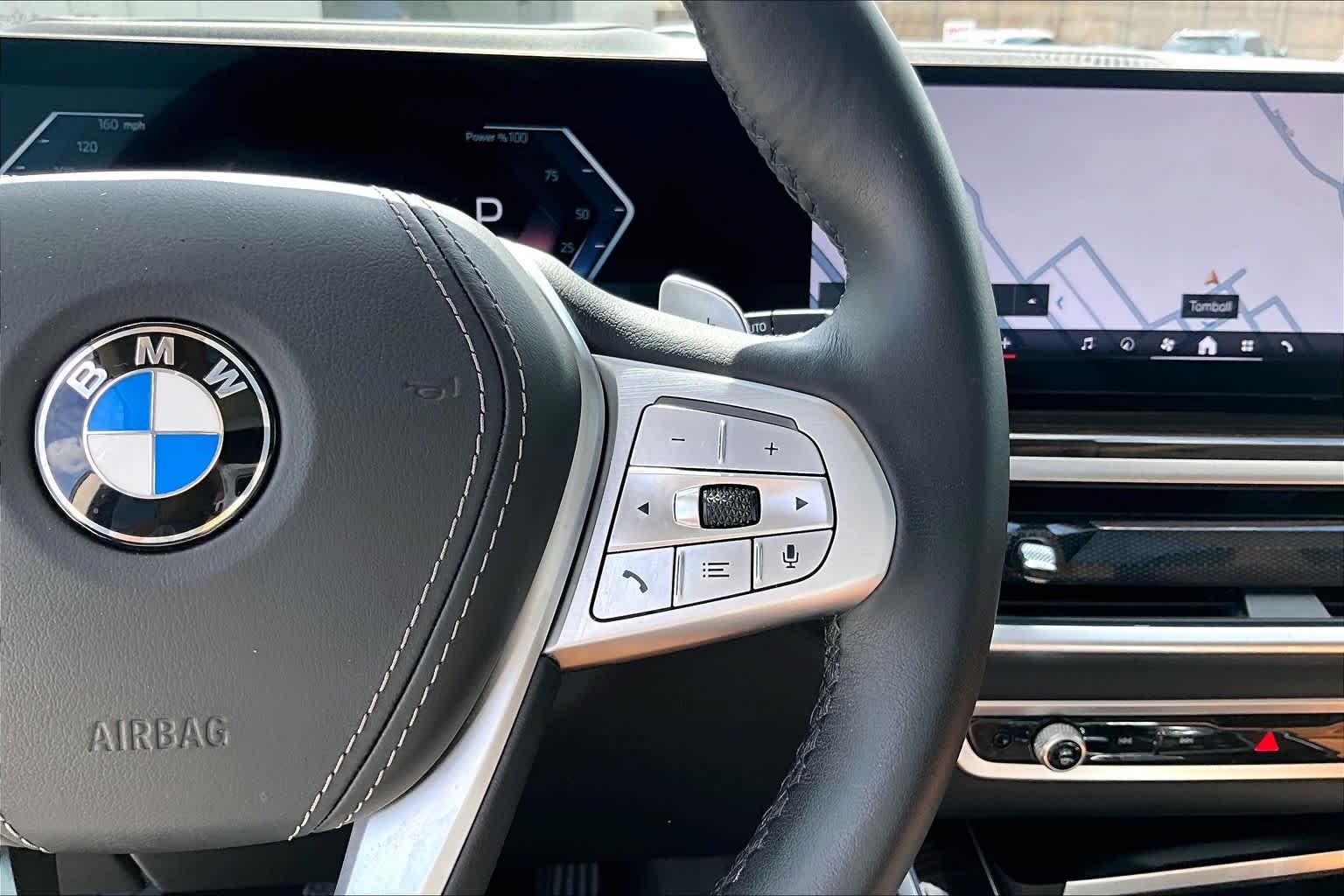 2024 BMW X7 xDrive40i photo 23 of 33
