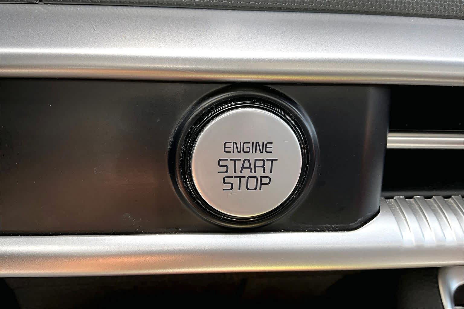 2022 Kia K5 GT-Line Glacial White Pearl at HGreg Houston