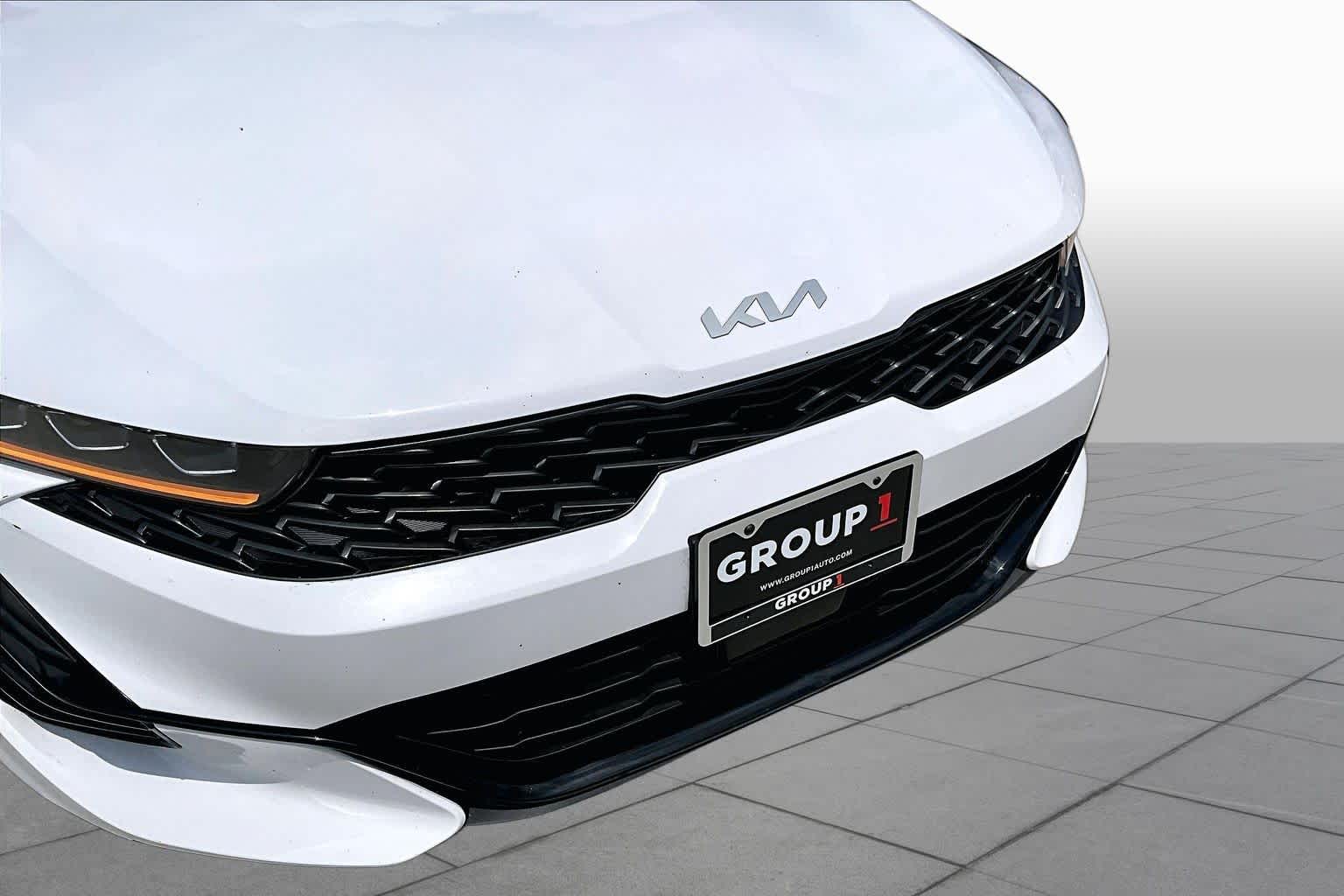 2022 Kia K5 GT-Line Glacial White Pearl at HGreg Houston