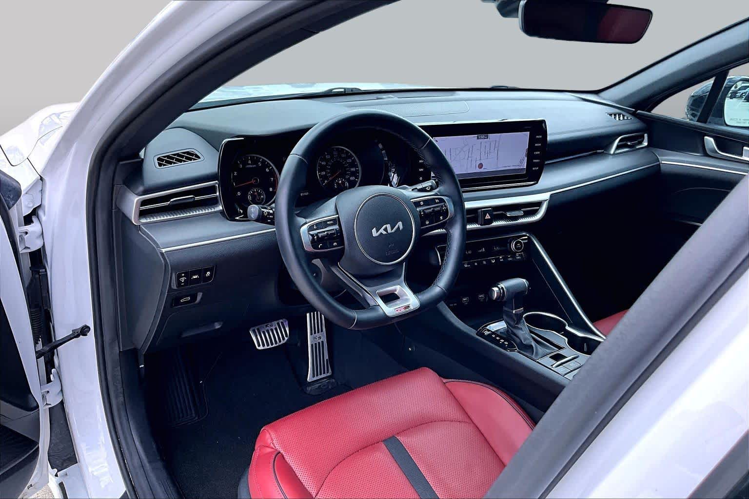 2022 Kia K5 GT-Line Glacial White Pearl at HGreg Houston