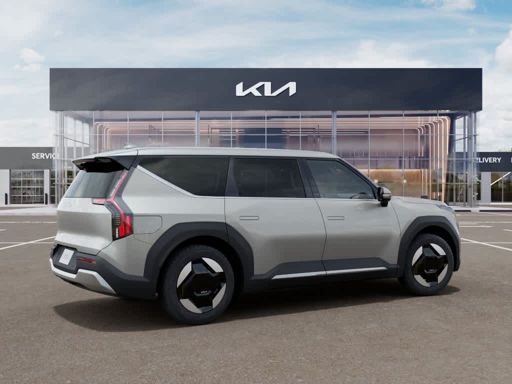2026 Kia EV9 photo 6 of 27