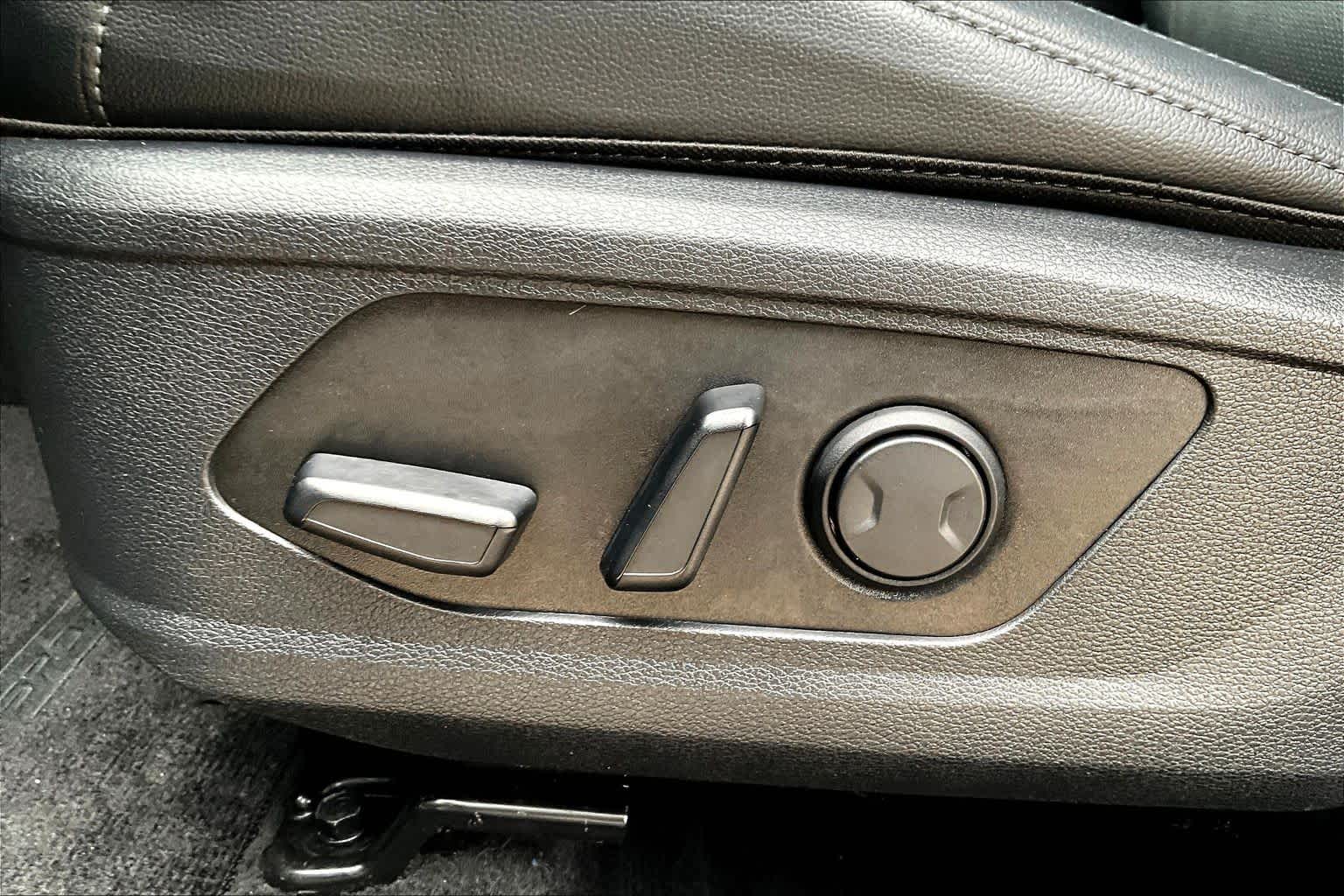 2023 Kia Sportage EX Everlasting Silver at Westside Kia