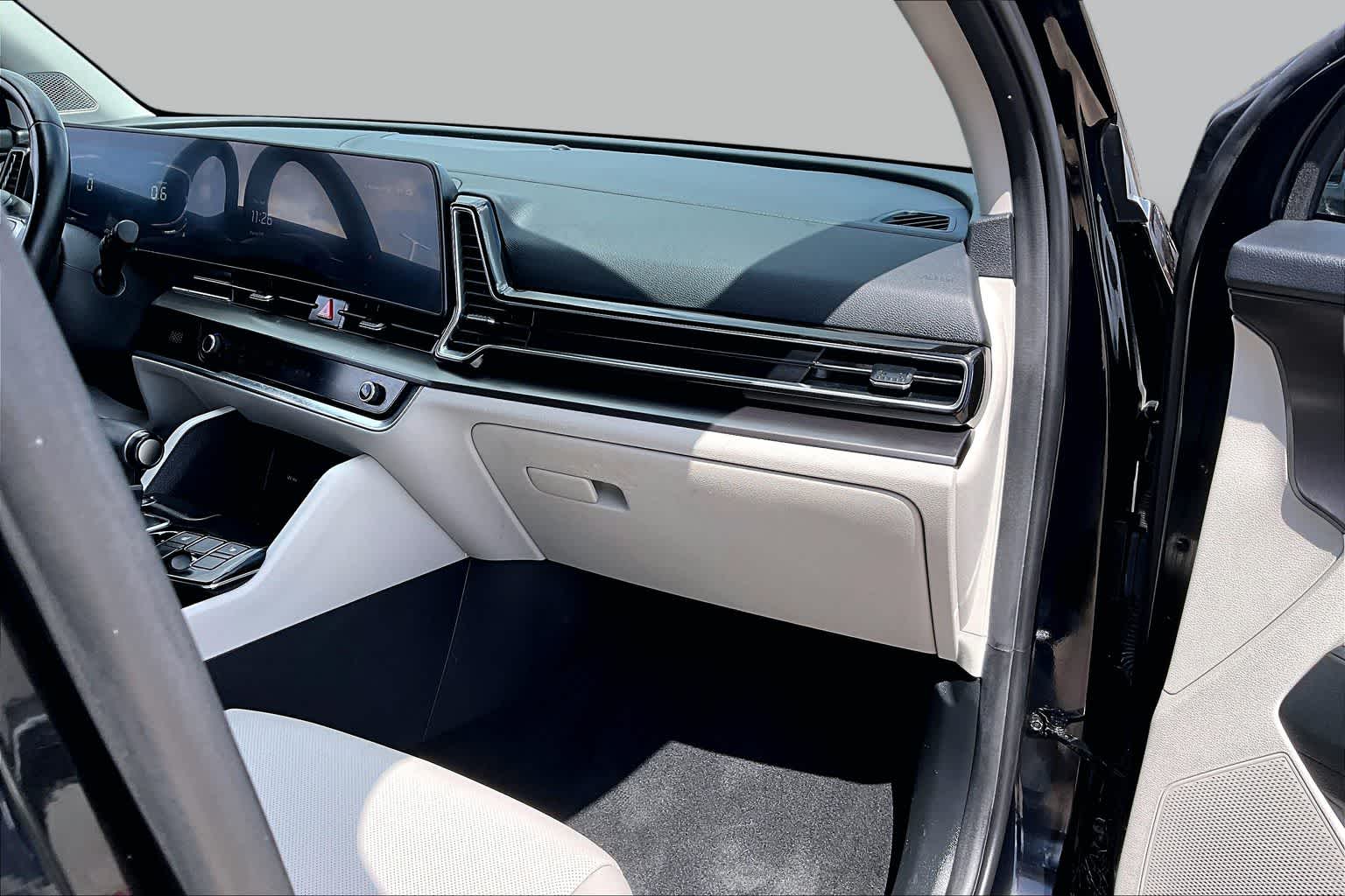 2024 Kia Sportage EX Ebony Black at Westside Kia