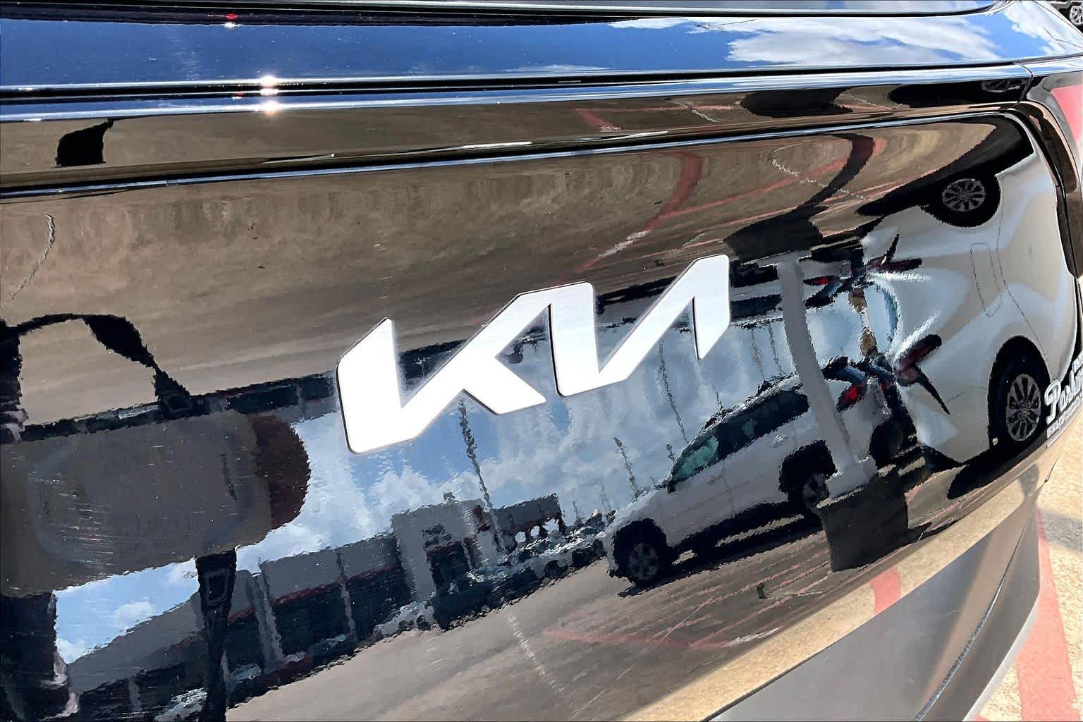 2024 Kia Sportage EX Ebony Black at Westside Kia
