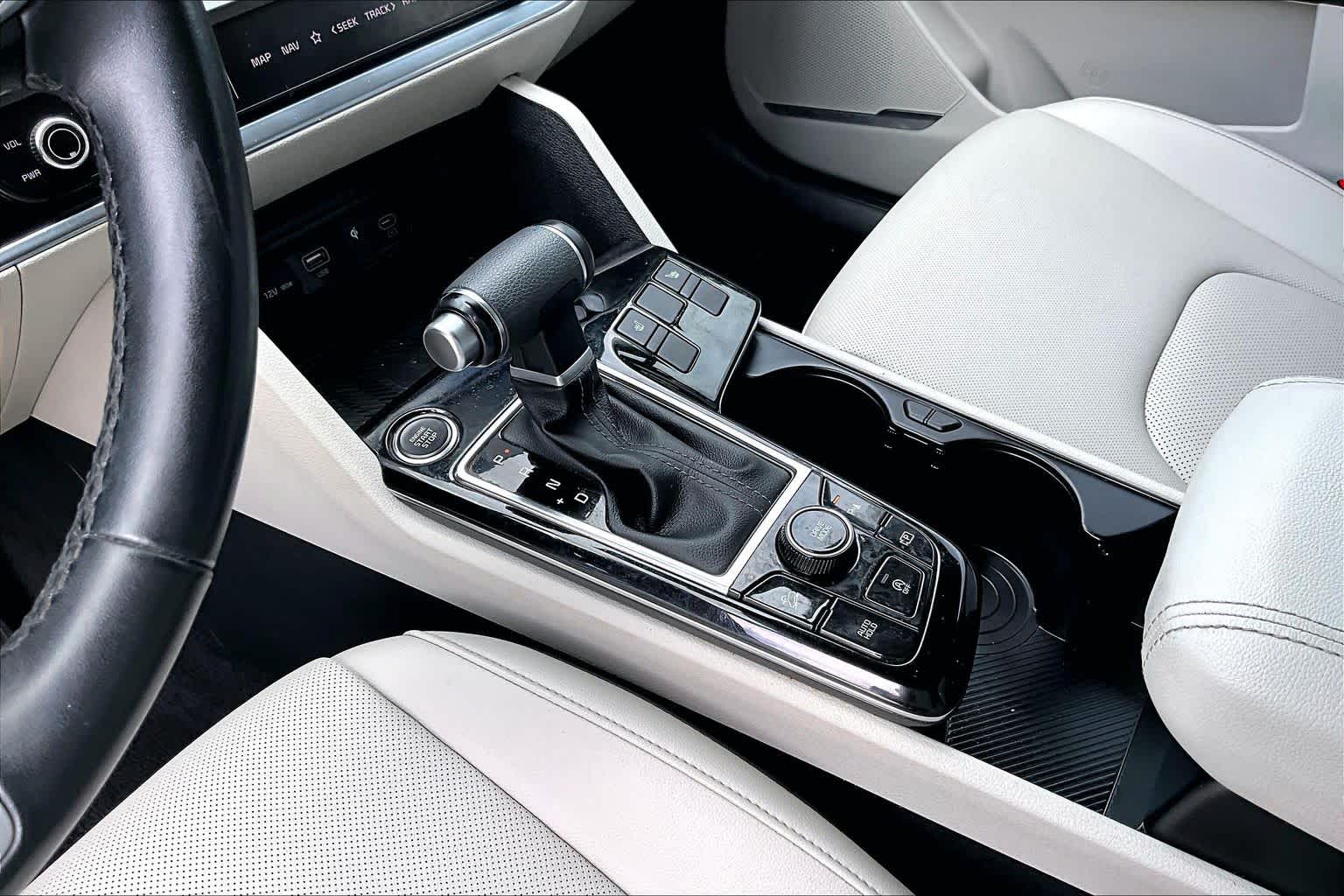 2024 Kia Sportage EX Ebony Black at Beck & Masten Kia