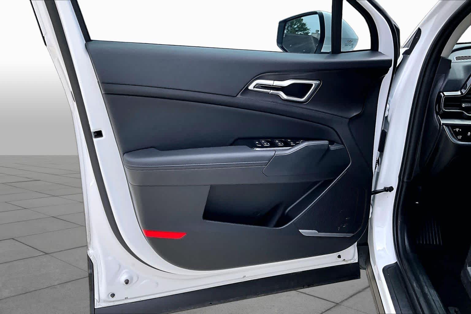 2025 Kia Sportage EX Glacial White Pearl at Beck & Masten Kia