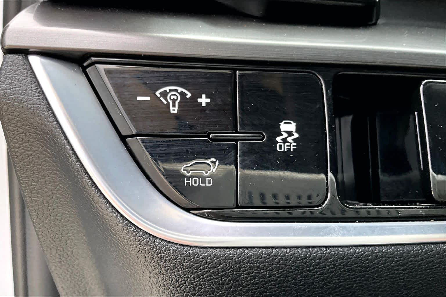2025 Kia Sportage EX Glacial White Pearl at Beck & Masten Kia