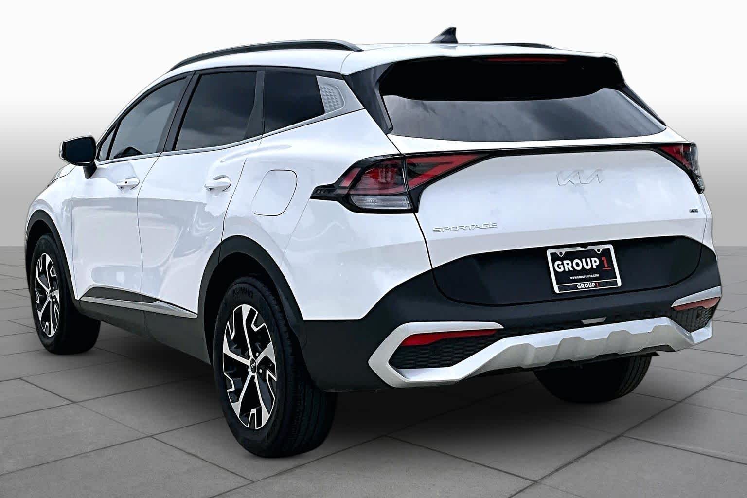 2025 Kia Sportage EX Glacial White Pearl at Beck & Masten Kia
