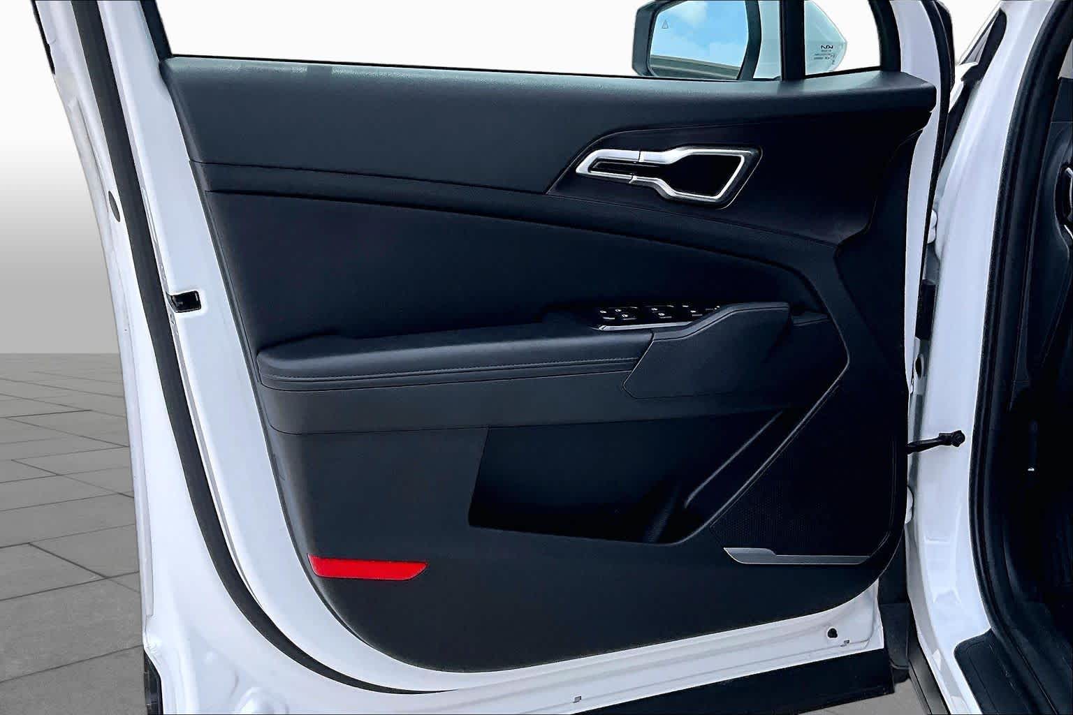 2024 Kia Sportage EX Glacial White Pearl at Beck & Masten Kia