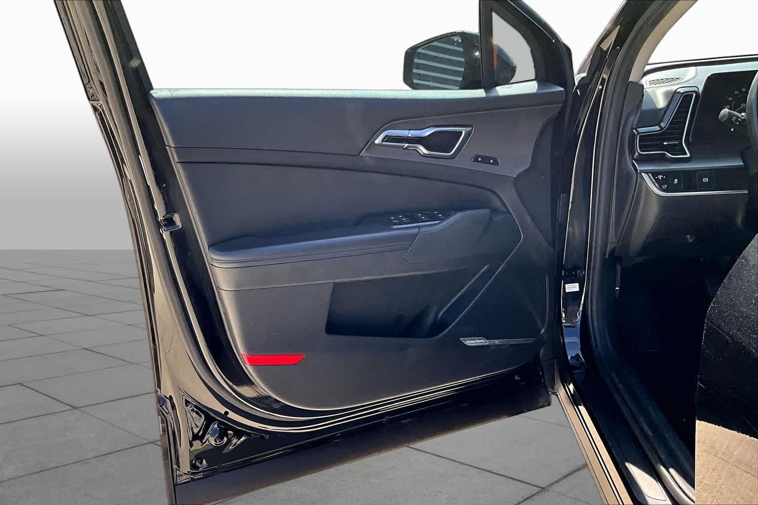 2023 Kia Sportage photo 19 of 32