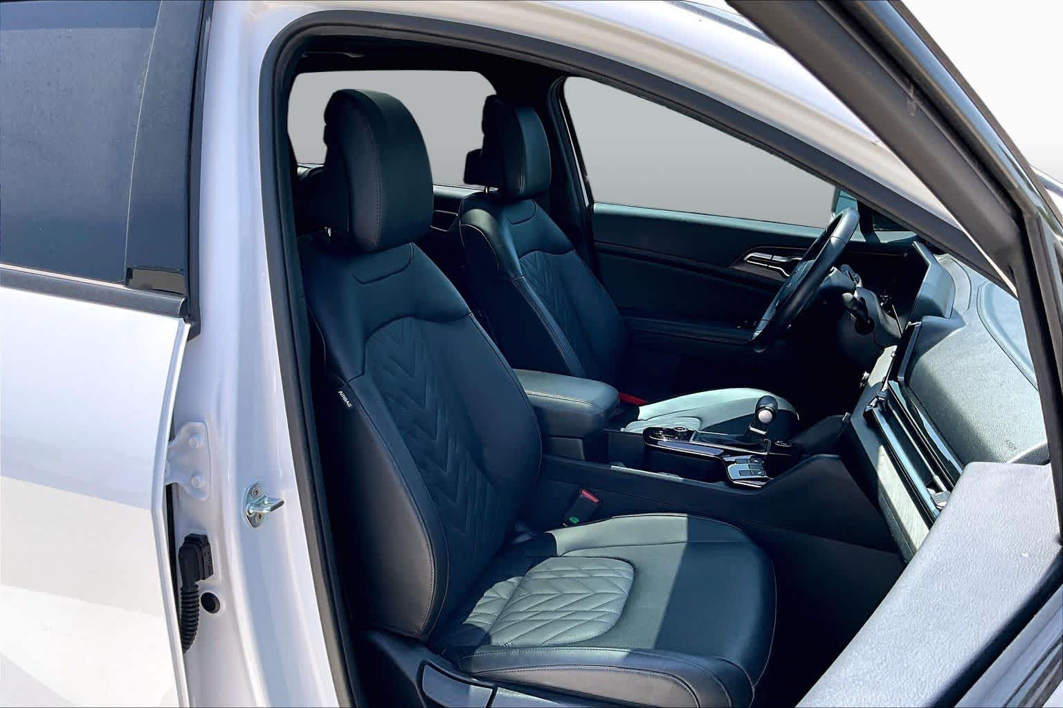 2023 Kia Sportage X-Line Glacial White Pearl at Westside Kia