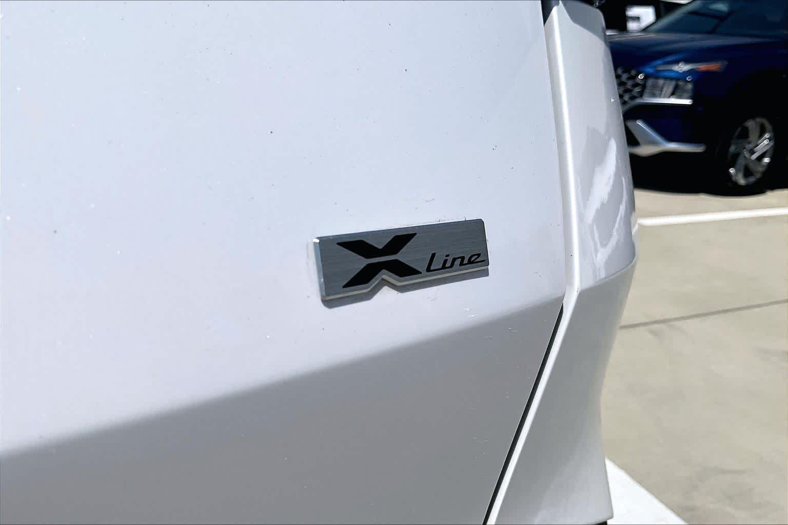 2023 Kia Sportage X-Line Glacial White Pearl at Westside Kia