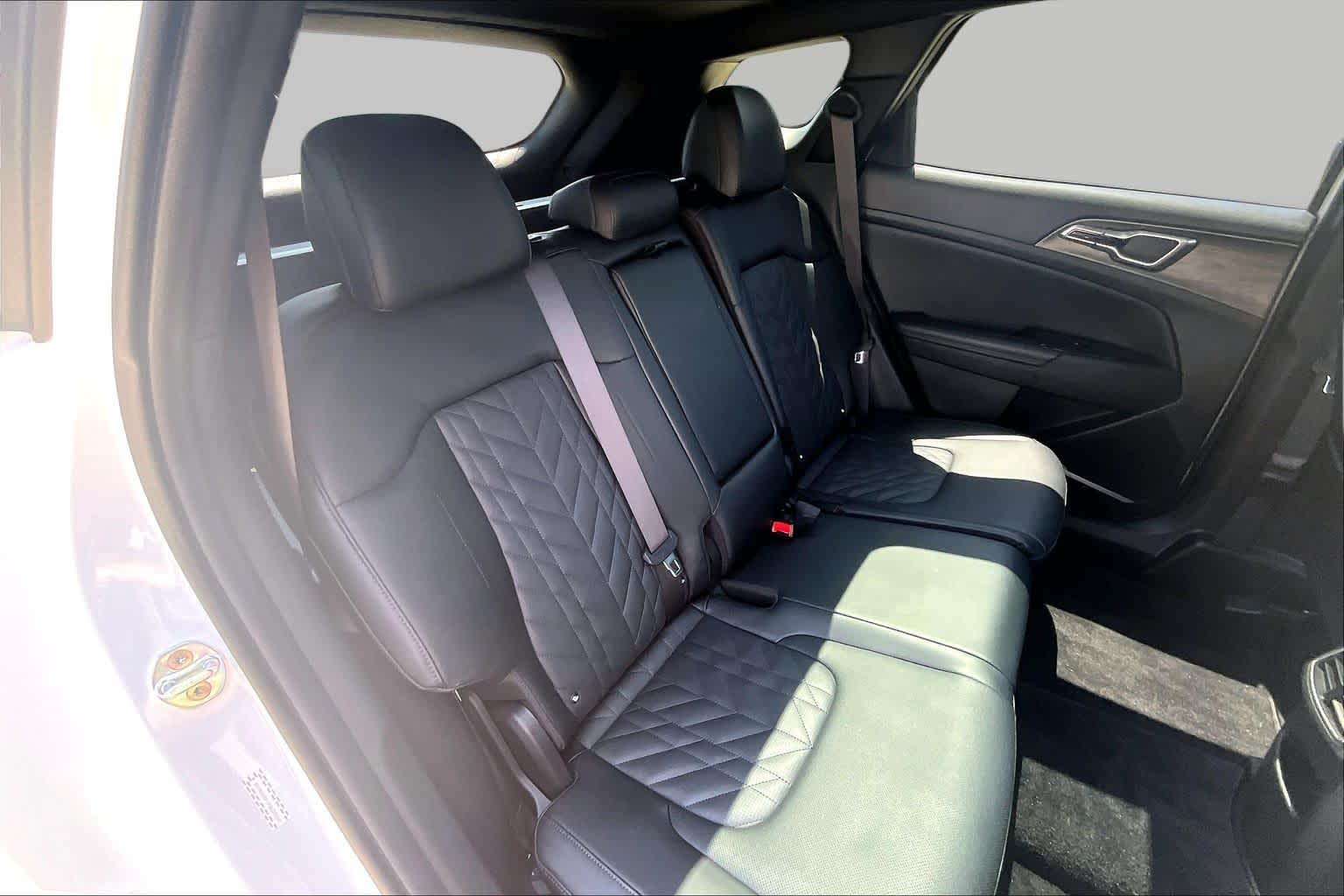 2023 Kia Sportage X-Line Glacial White Pearl at Westside Kia
