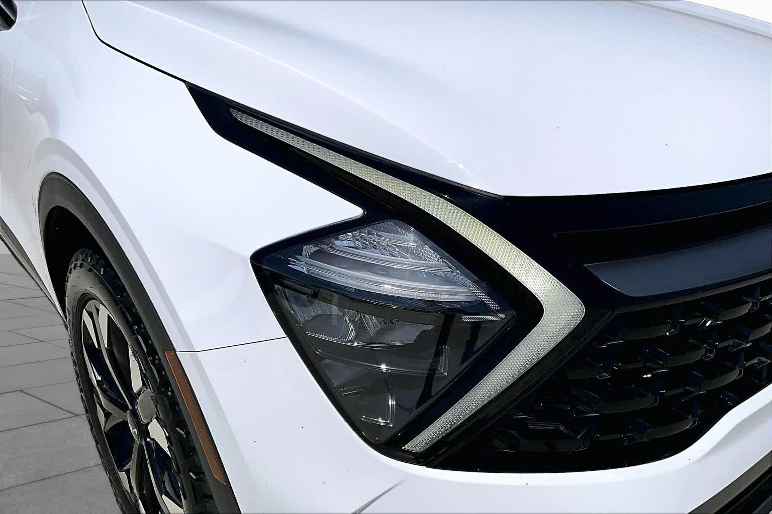 2023 Kia Sportage X-Line Glacial White Pearl at Westside Kia