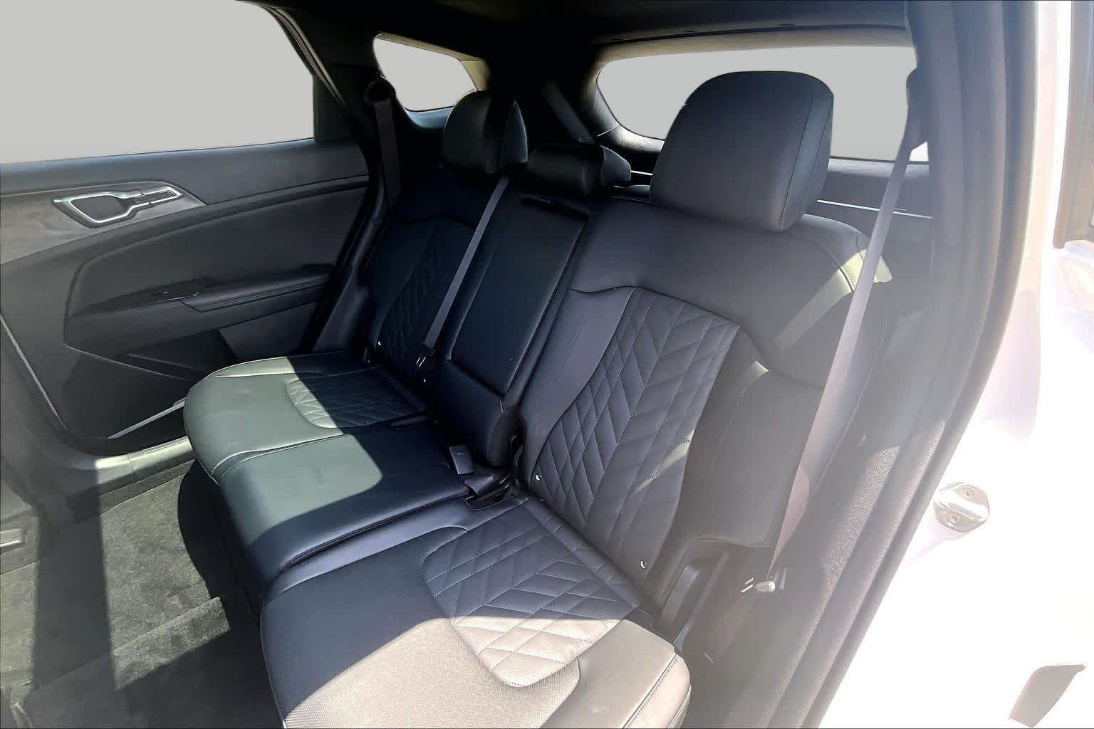 2023 Kia Sportage X-Line Glacial White Pearl at Westside Kia