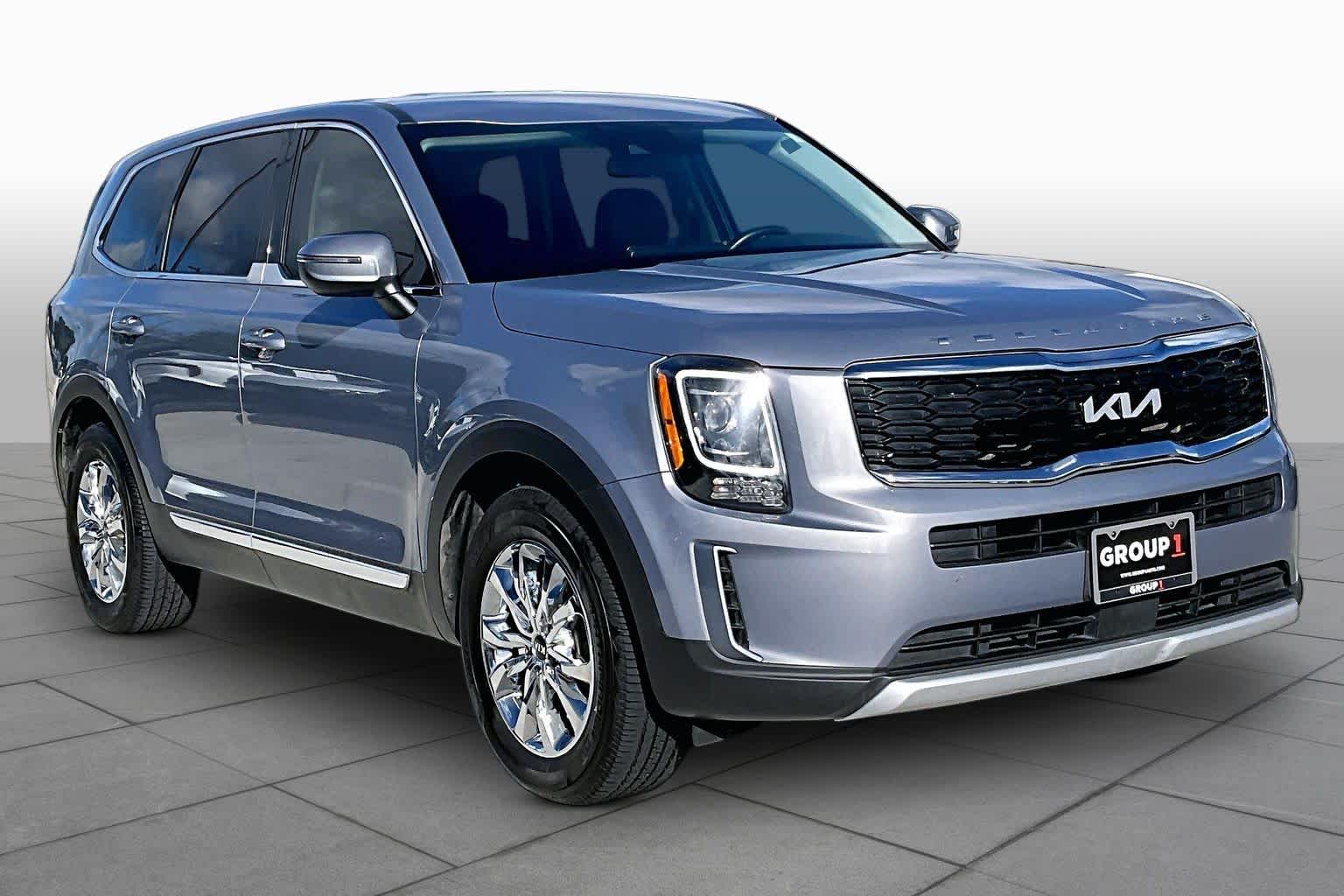 2022 Kia Telluride LX Everlasting Silver at Westside Kia