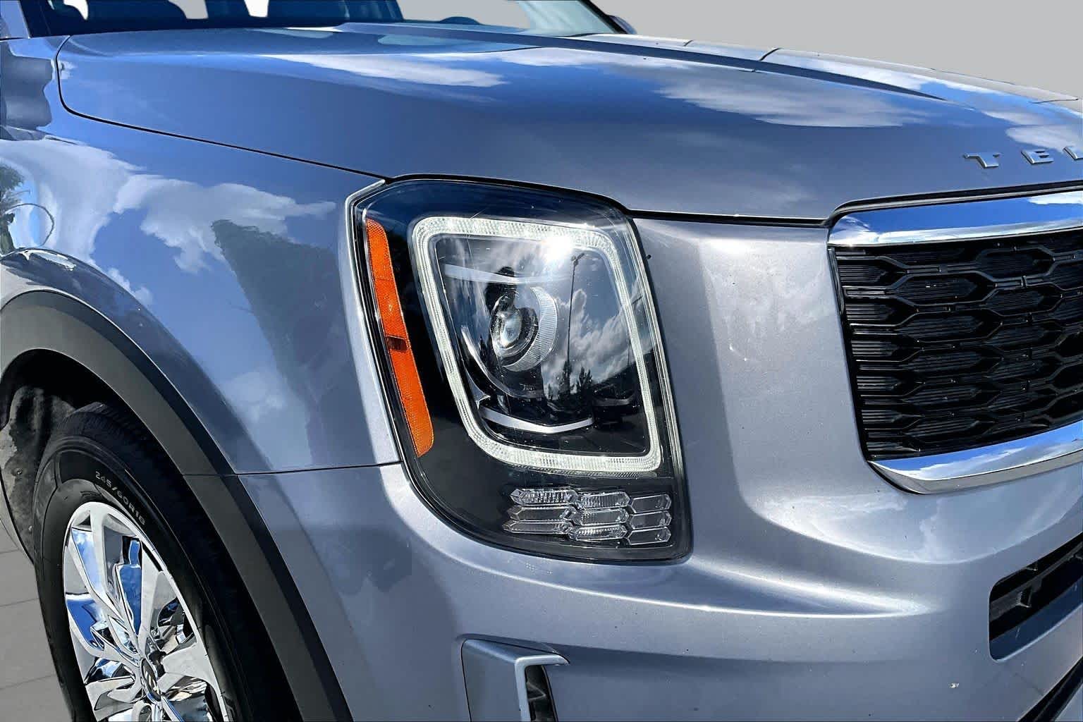 2022 Kia Telluride LX Everlasting Silver at Westside Kia
