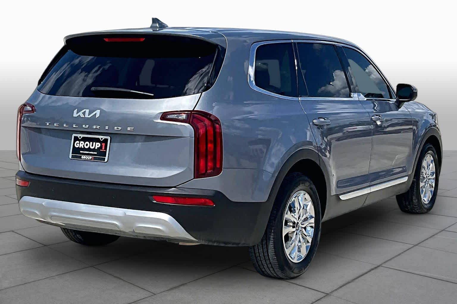 2022 Kia Telluride LX SILVER at Westside Kia
