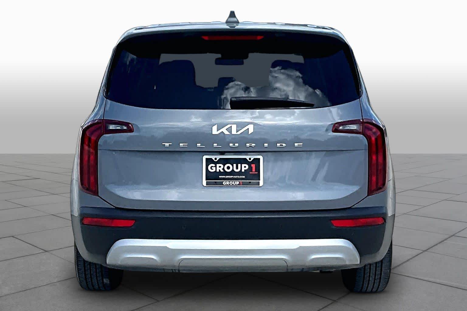 2022 Kia Telluride LX SILVER at Westside Kia