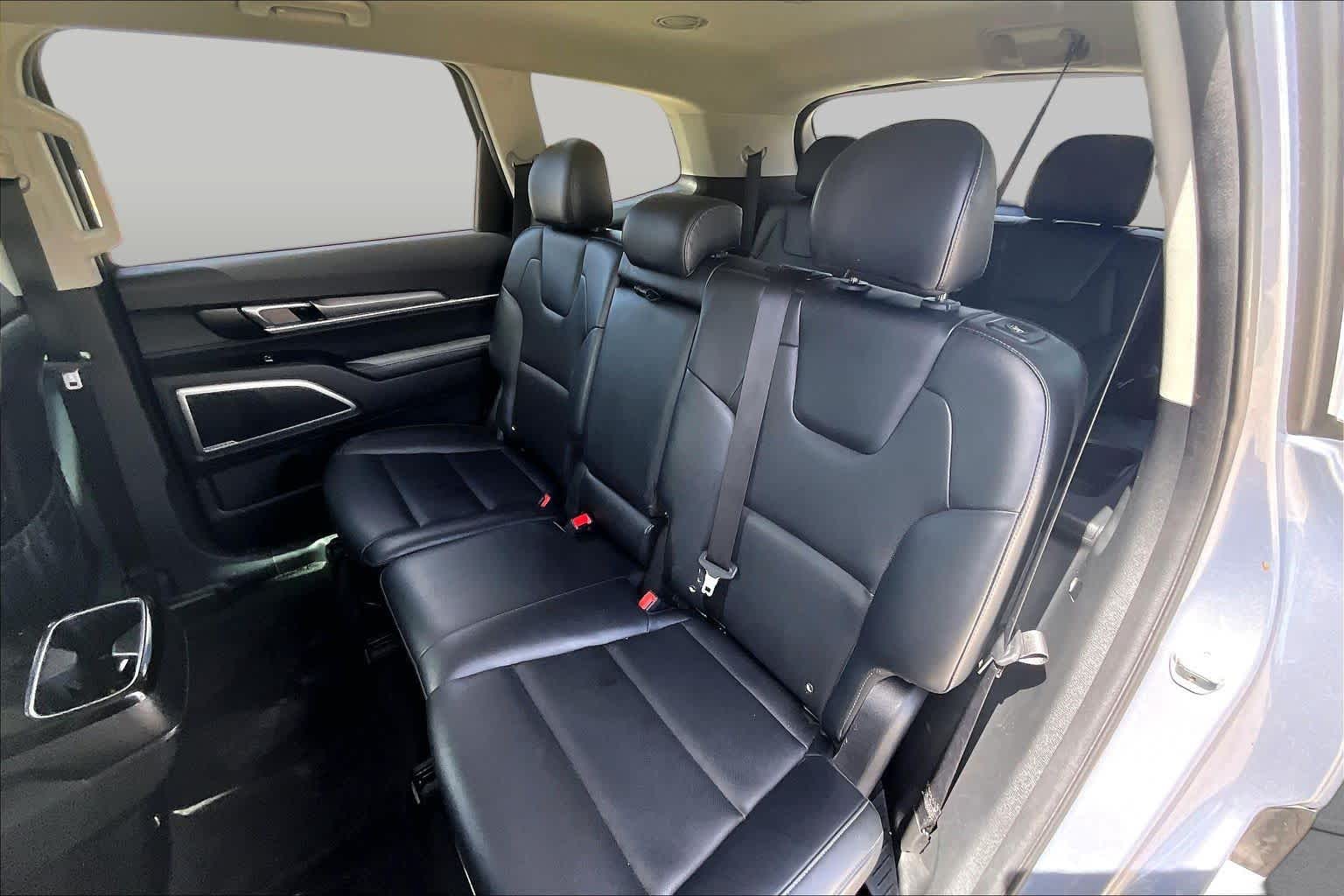 2022 Kia Telluride LX SILVER at Westside Kia