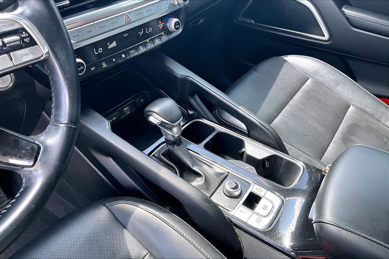 2022 Kia Telluride LX SILVER at Westside Kia