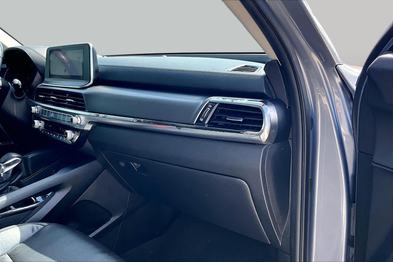 2022 Kia Telluride LX SILVER at Westside Kia