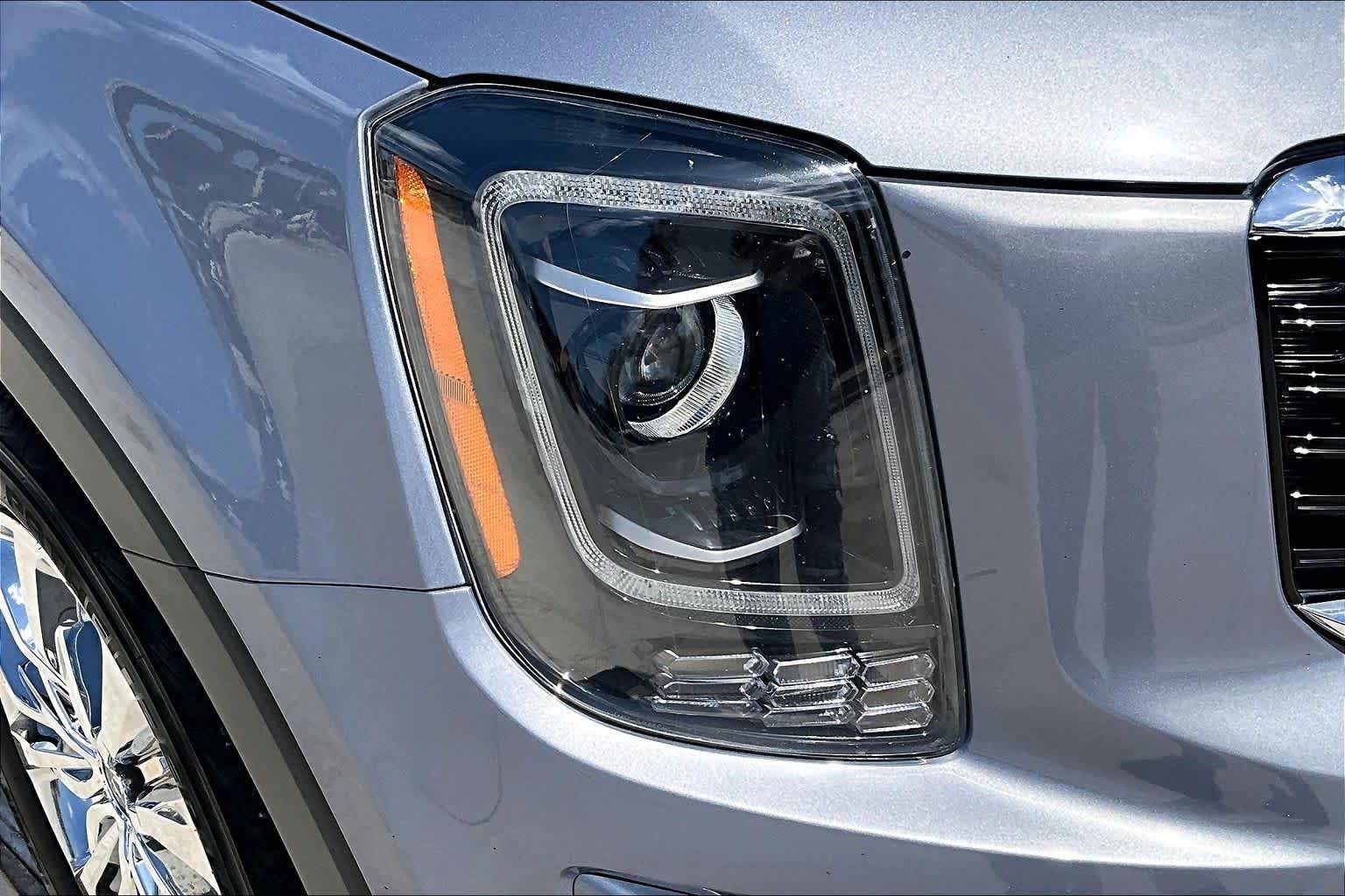 2022 Kia Telluride LX SILVER at Westside Kia