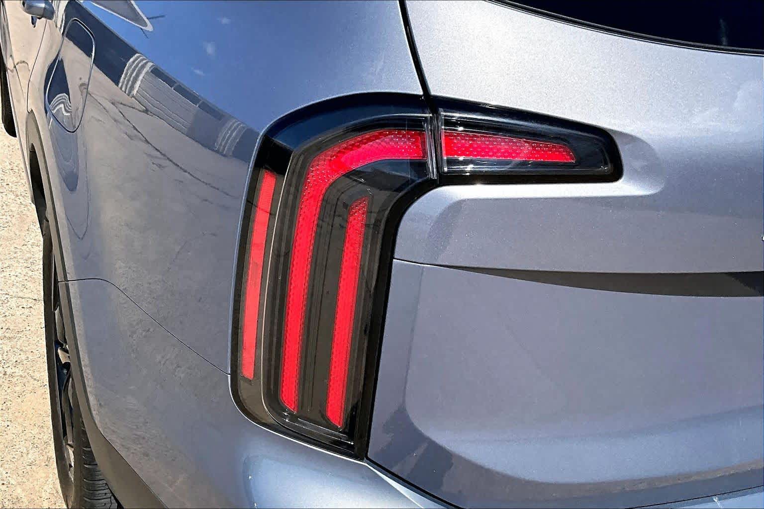 2024 Kia Telluride EX Everlasting Silver at Beck & Masten Kia