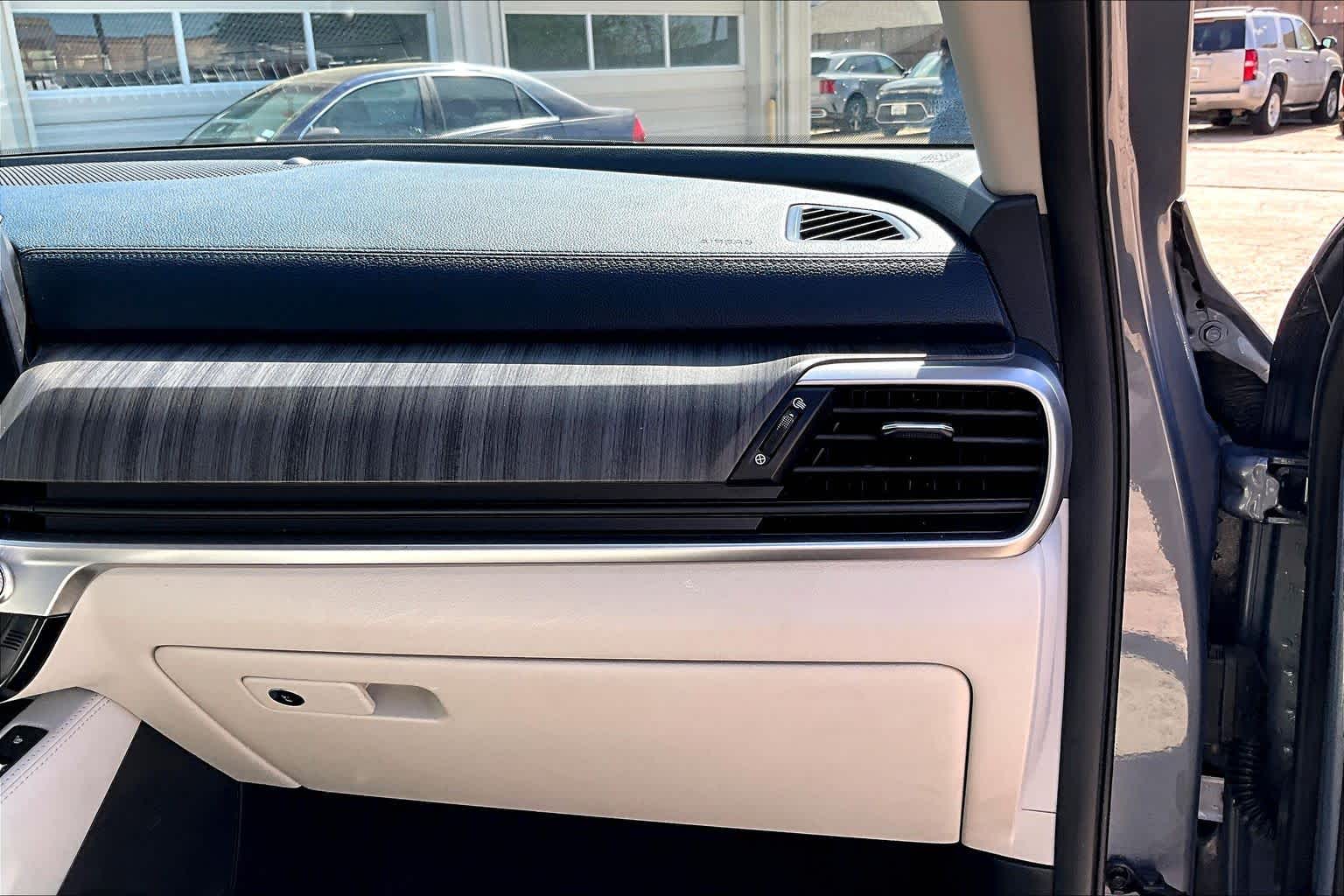 2024 Kia Telluride EX Everlasting Silver at Beck & Masten Kia