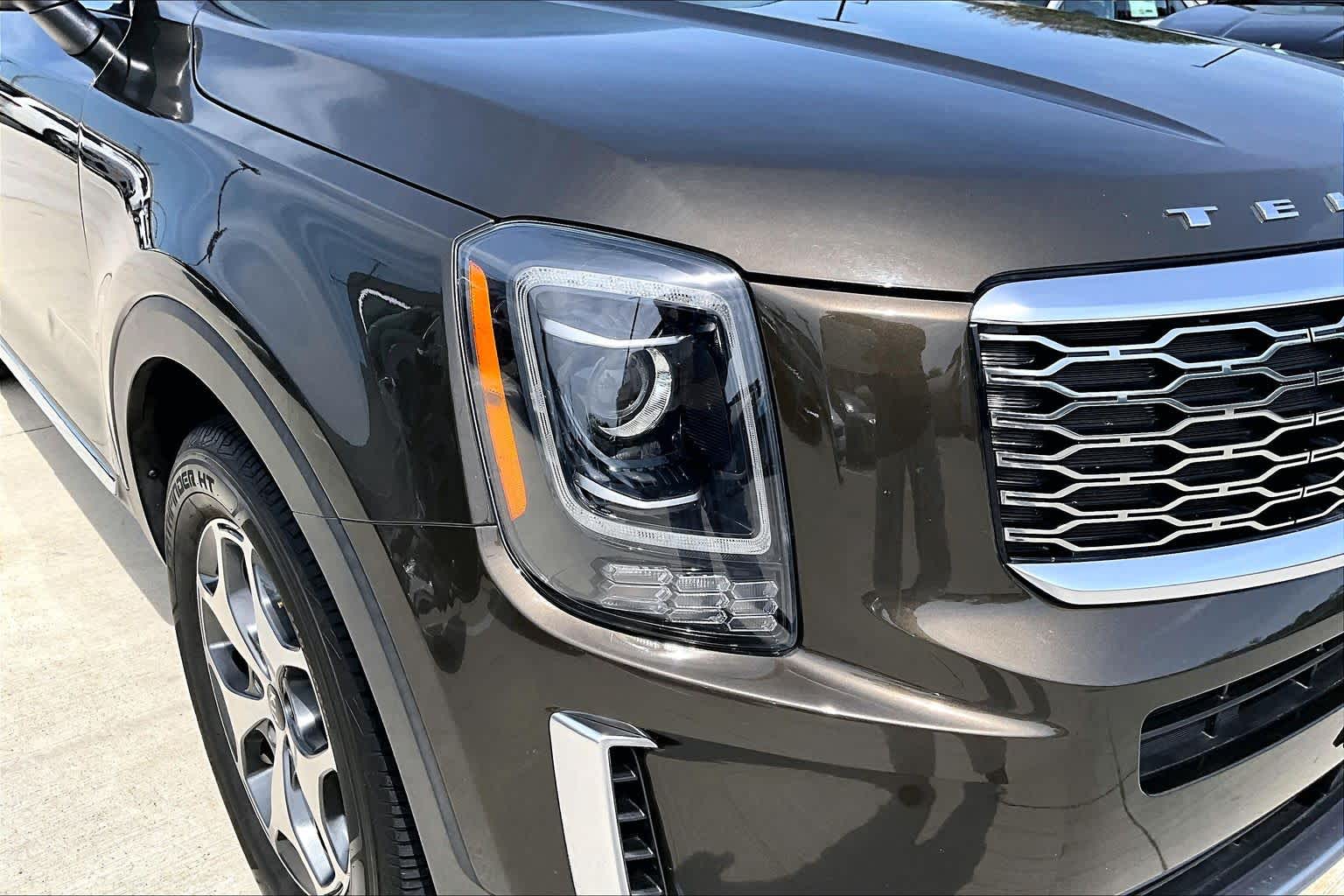 2021 Kia Telluride EX Dark Moss at Westside Kia