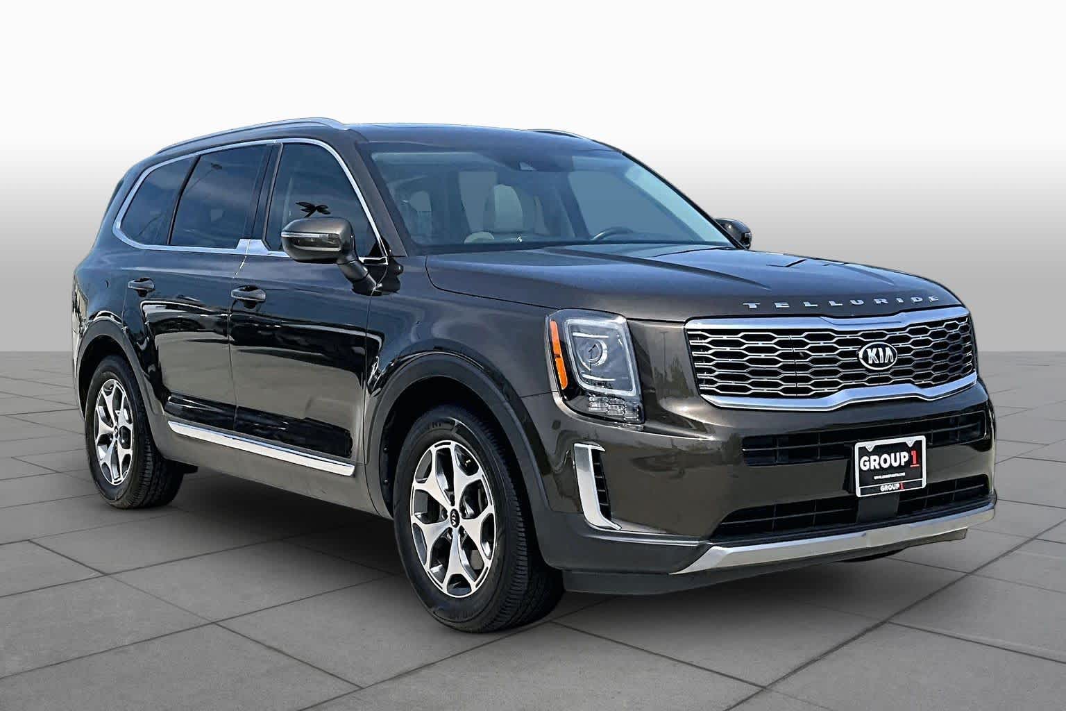 2021 Kia Telluride EX Dark Moss at Westside Kia