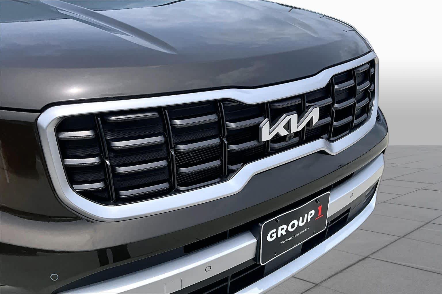2024 Kia Telluride SX Dark Moss at Westside Kia