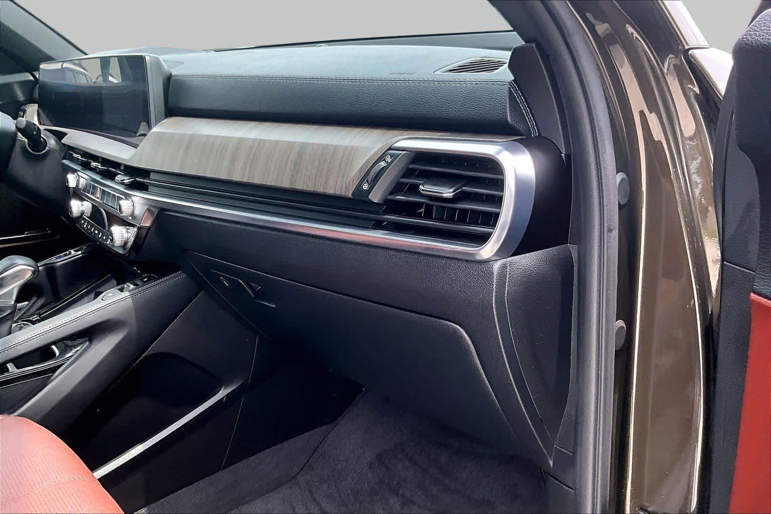 2024 Kia Telluride SX Dark Moss at Westside Kia