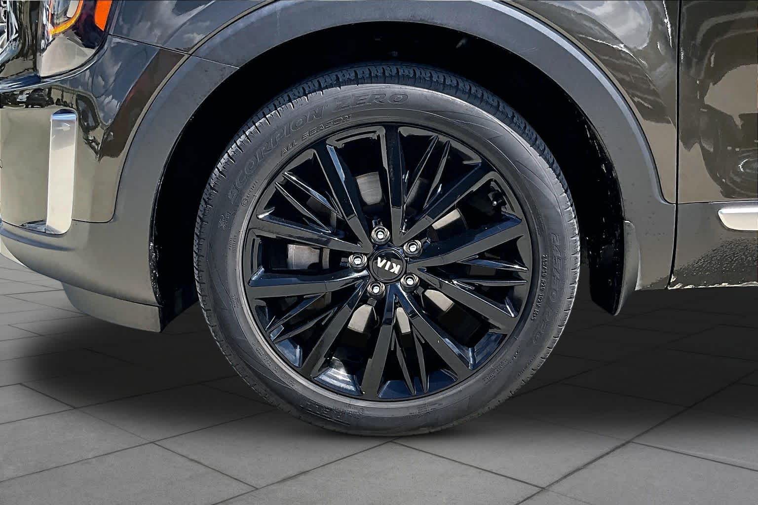 2021 Kia Telluride SX Dark Moss at Westside Kia