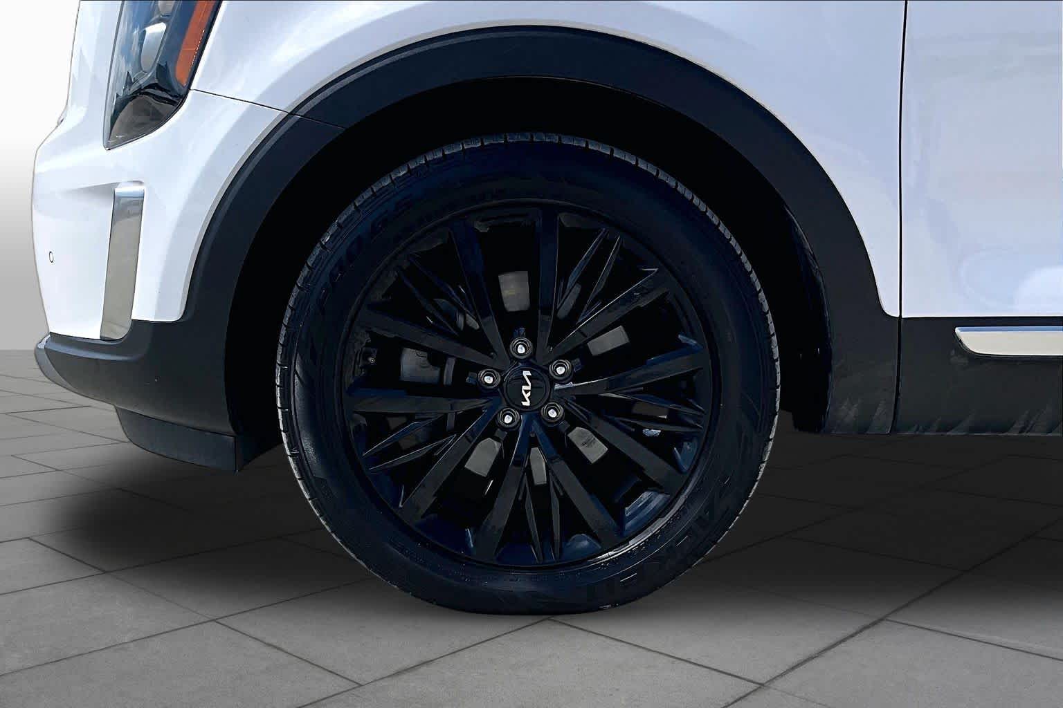 2022 Kia Telluride SX - 9