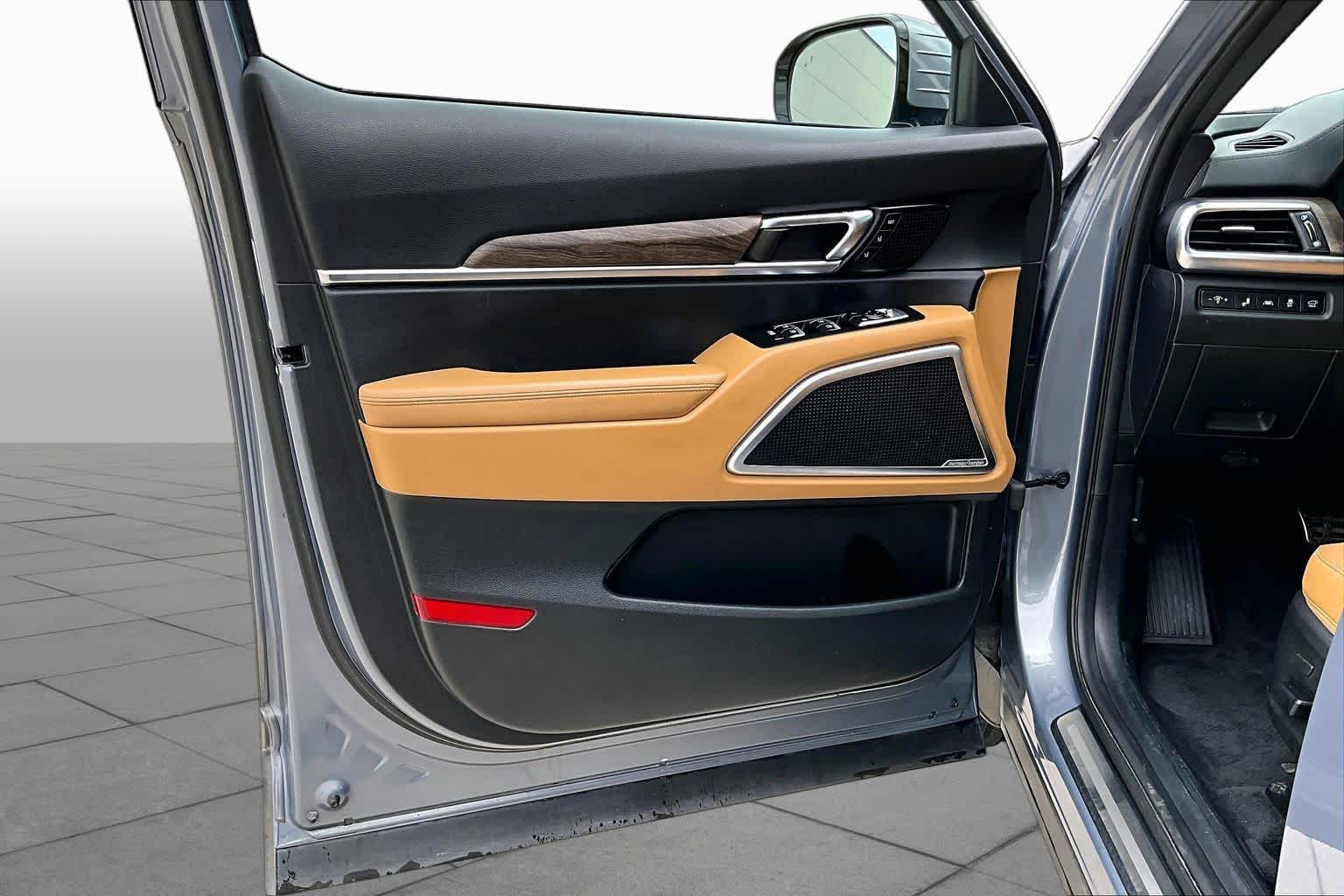 2021 Kia Telluride photo 20 of 33