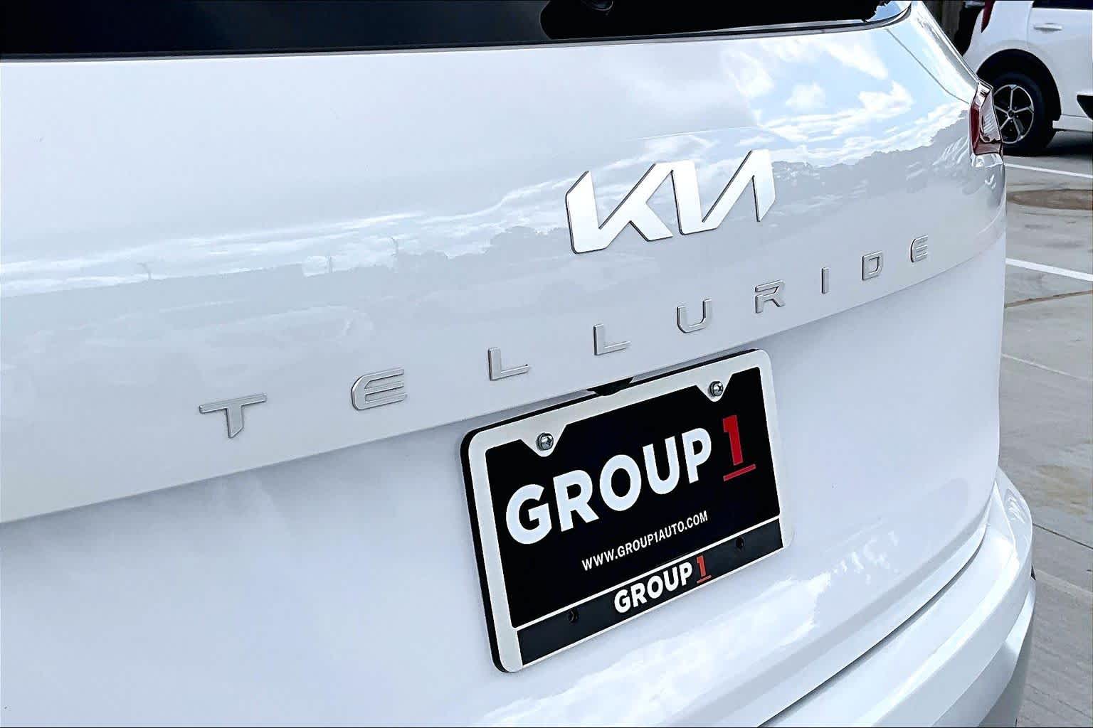 2023 Kia Telluride S Glacial White Pearl at Westside Kia