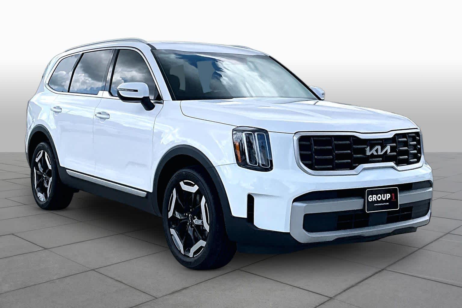 2023 Kia Telluride S Glacial White Pearl at Westside Kia
