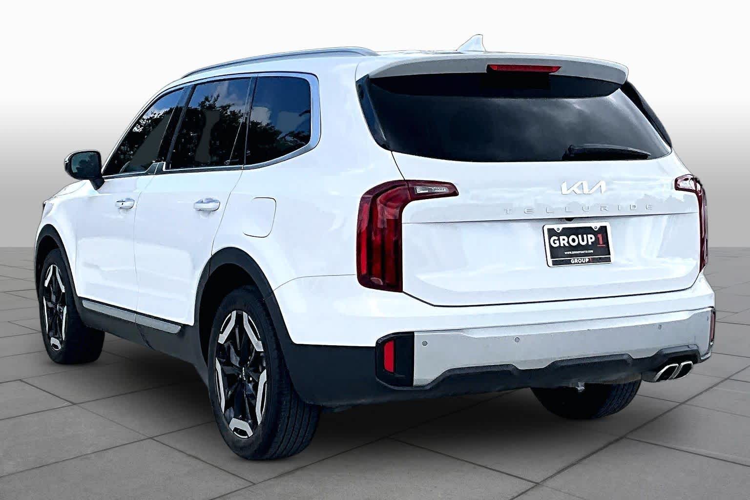 2023 Kia Telluride S Glacial White Pearl at Westside Kia