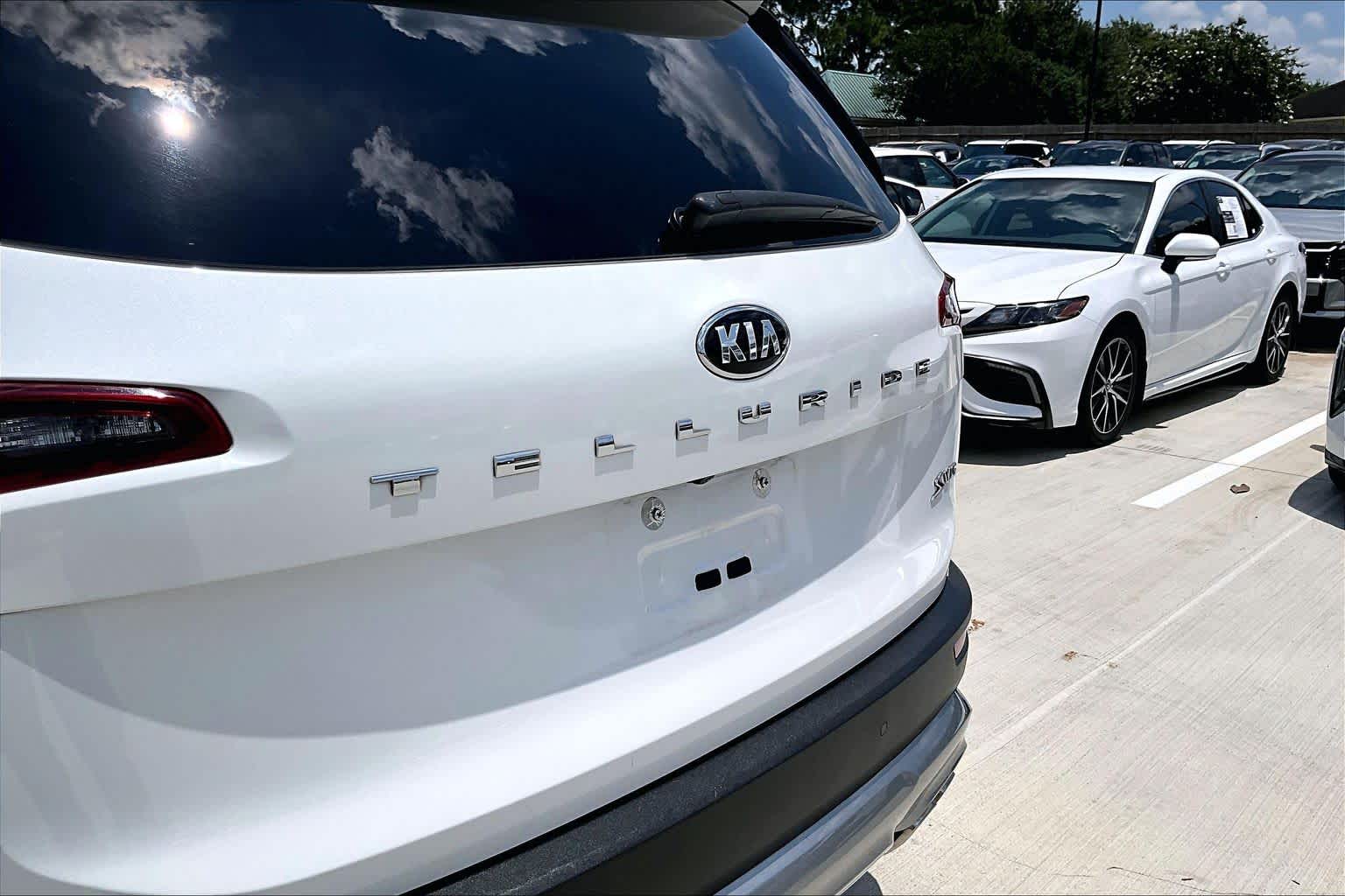 2020 Kia Telluride S Snow White Pearl at Lexus of Clear Lake