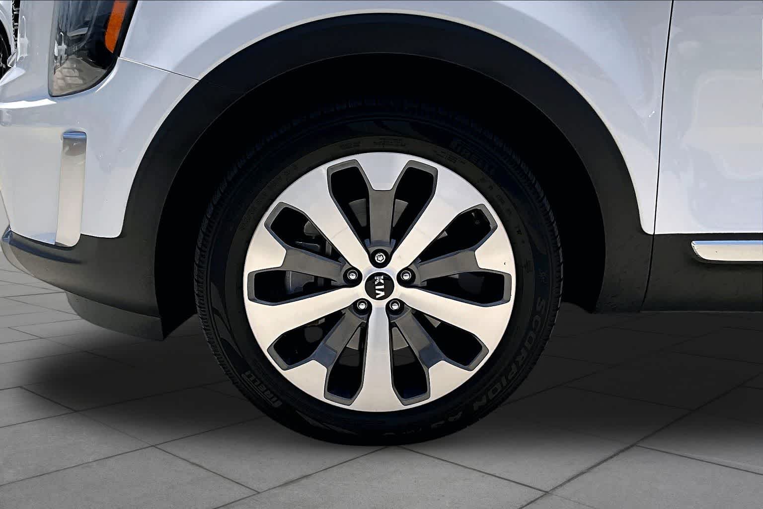 2020 Kia Telluride S Snow White Pearl at Lexus of Clear Lake