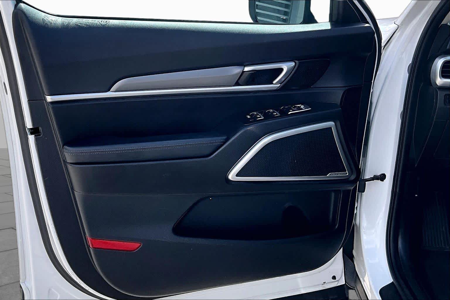 2020 Kia Telluride photo 18 of 30