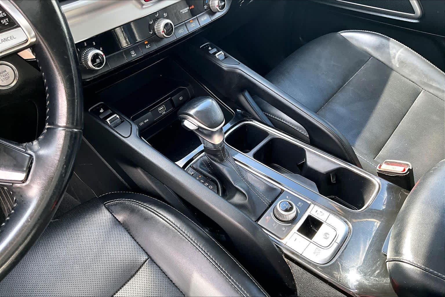 2020 Kia Telluride photo 13 of 30