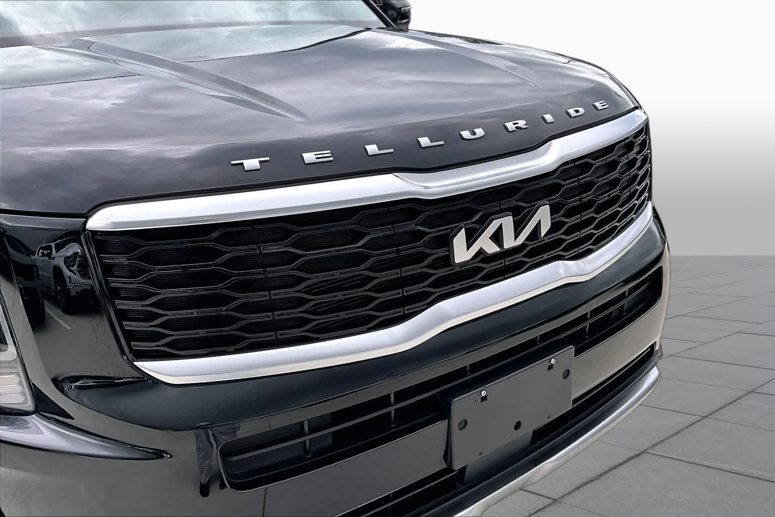 2022 Kia Telluride S Ebony Black at Beck & Masten Kia