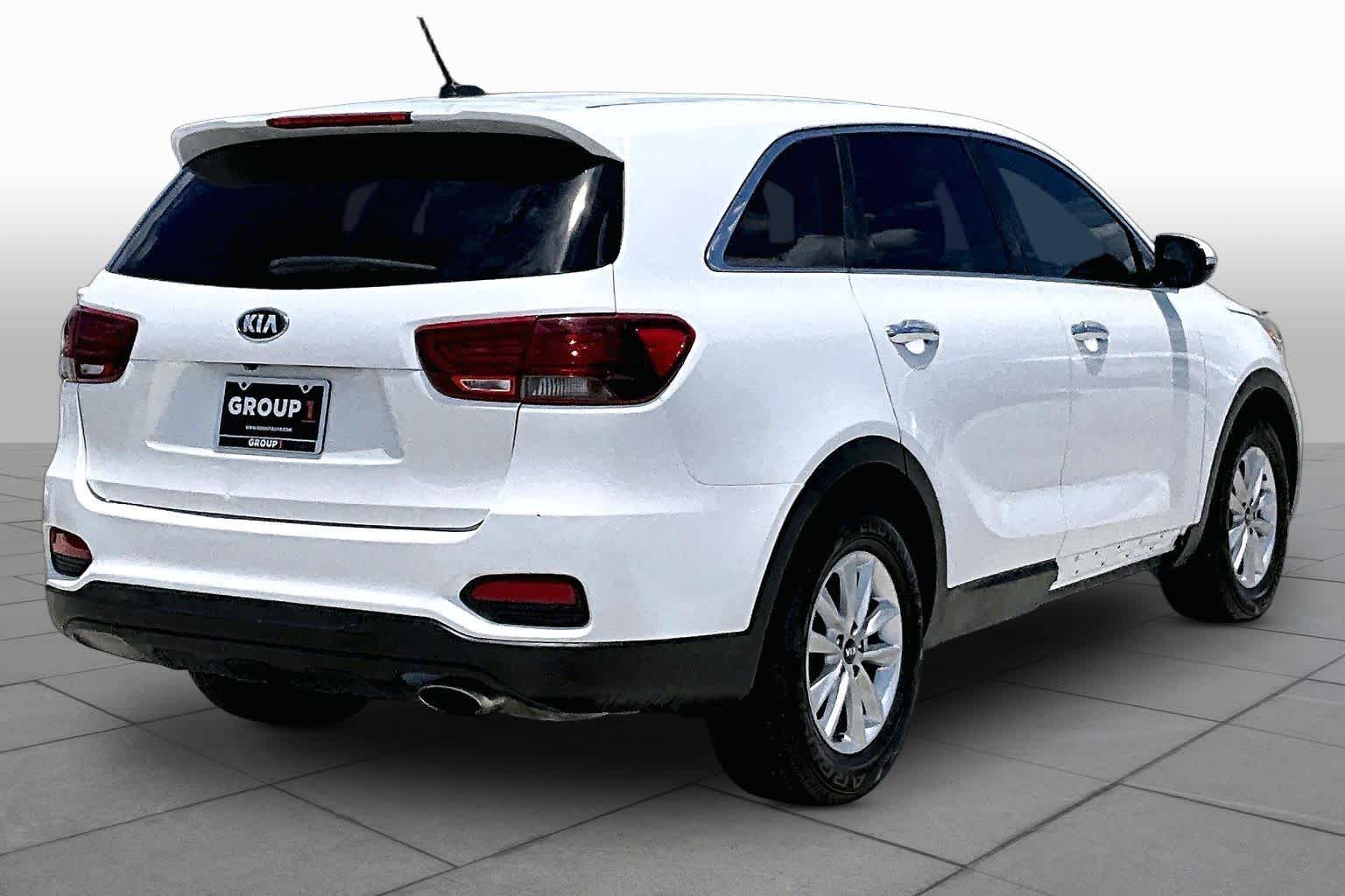 2019 Kia Sorento LX V6 Snow White Pearl at Beck & Masten Kia