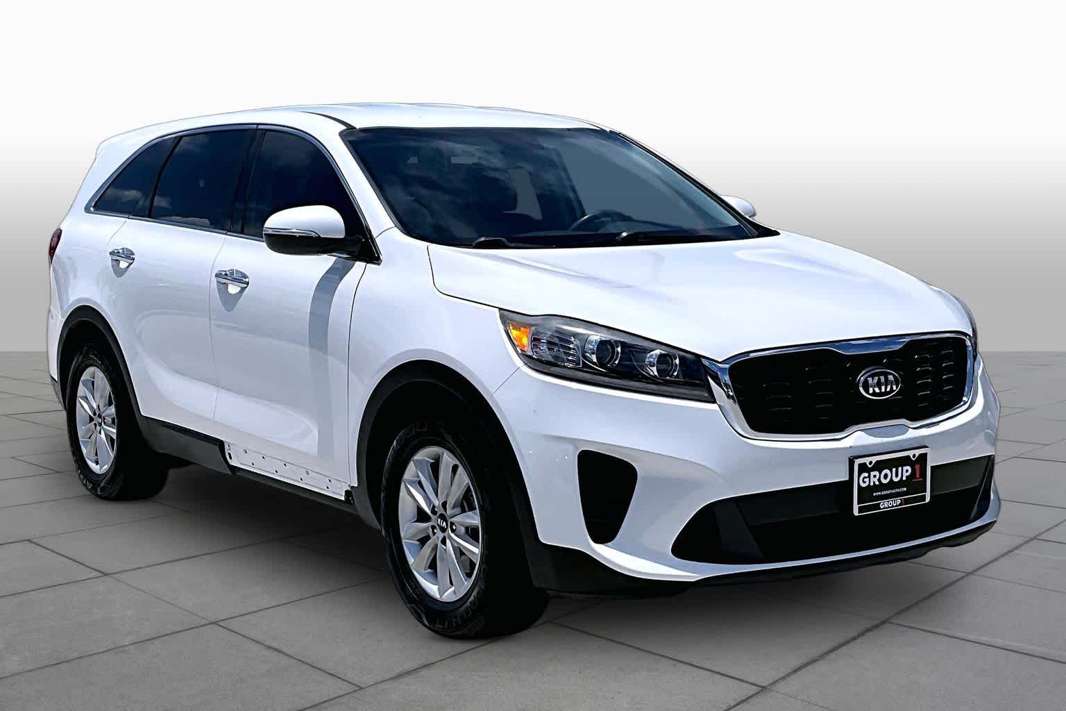 2019 Kia Sorento LX V6 Snow White Pearl at Beck & Masten Kia