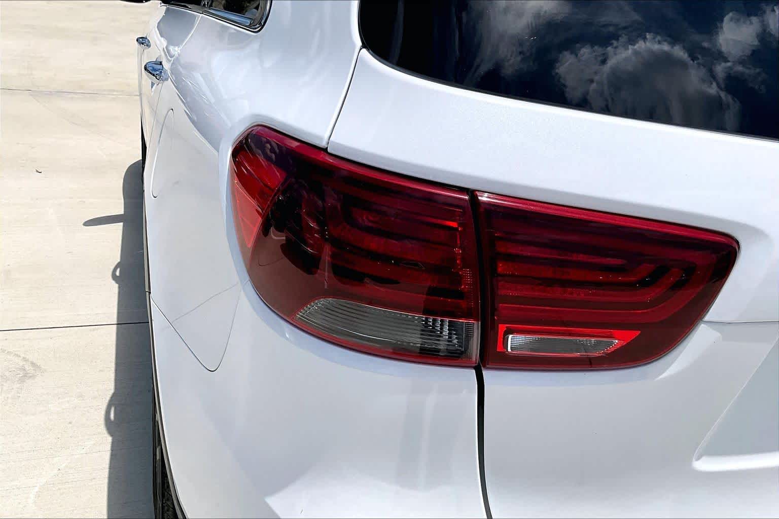 2019 Kia Sorento LX V6 Snow White Pearl at Beck & Masten Kia