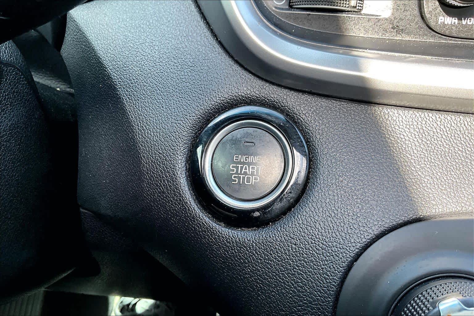 2020 Kia Sorento photo 36 of 37